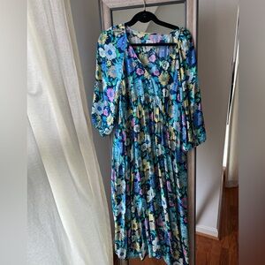 Fun New without tags Maternity Gap Dress Floral XL